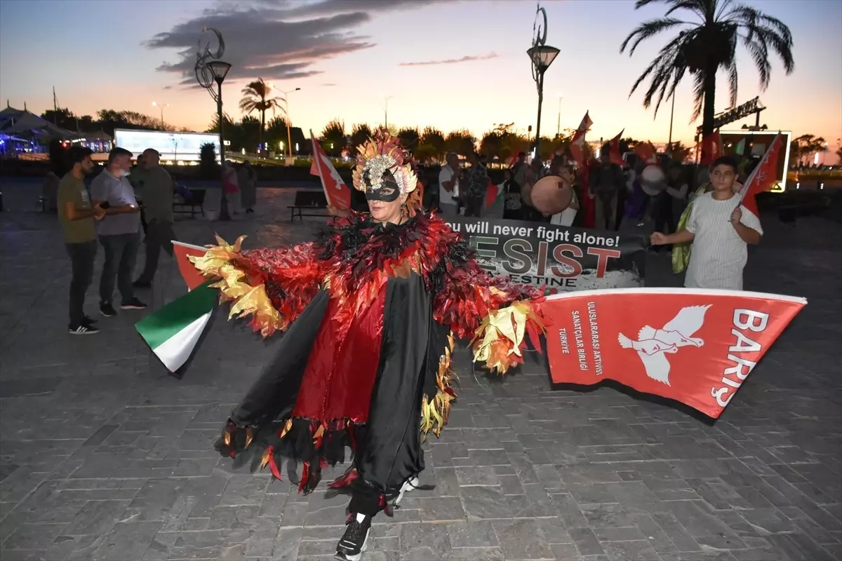 İzmir’de Filistin’e Destek Yürüyüşü