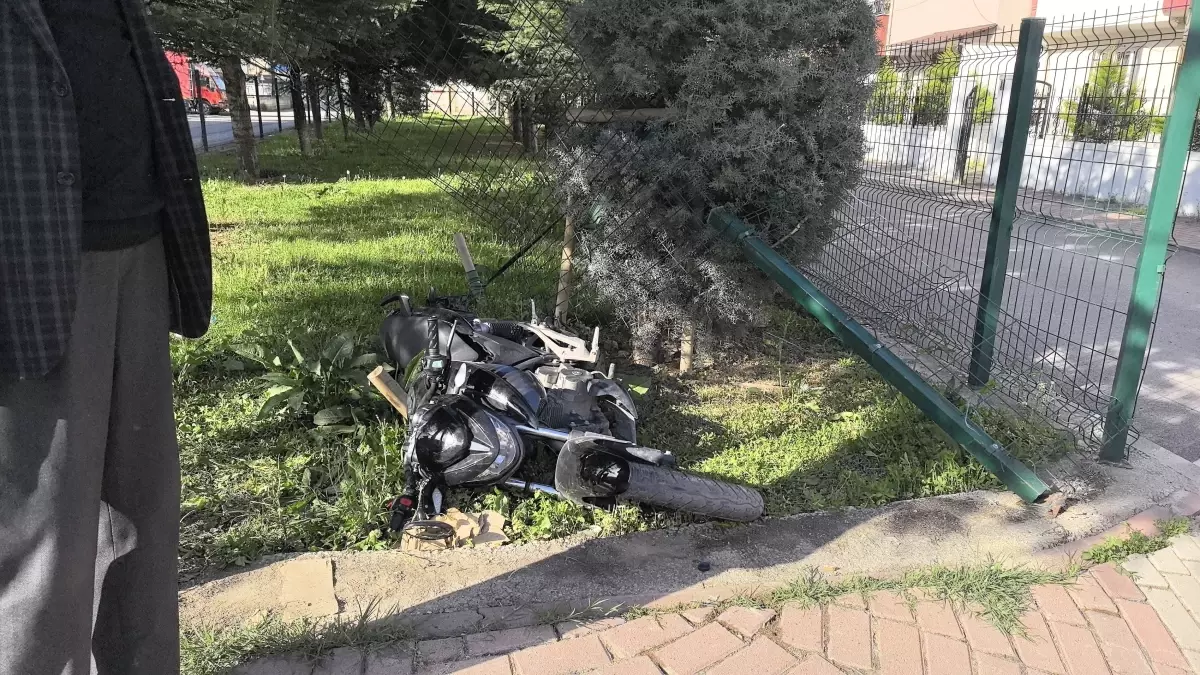 Bursa’da Motosiklet Kazası: 3 Yaralı