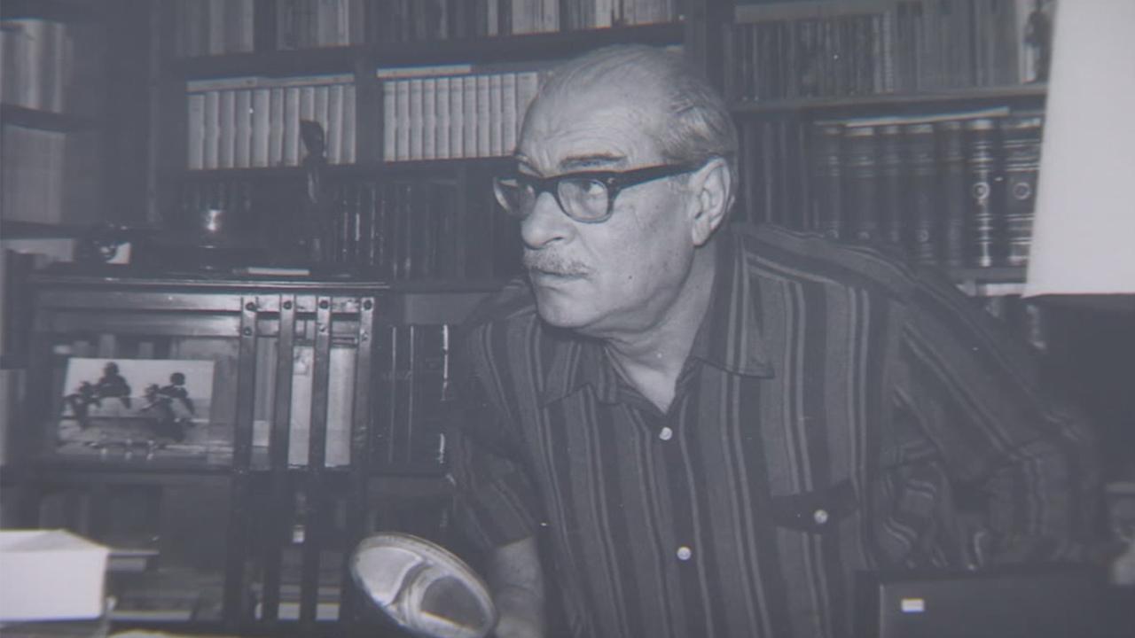 Türk edebiyatının usta kalemi Kemal Tahir